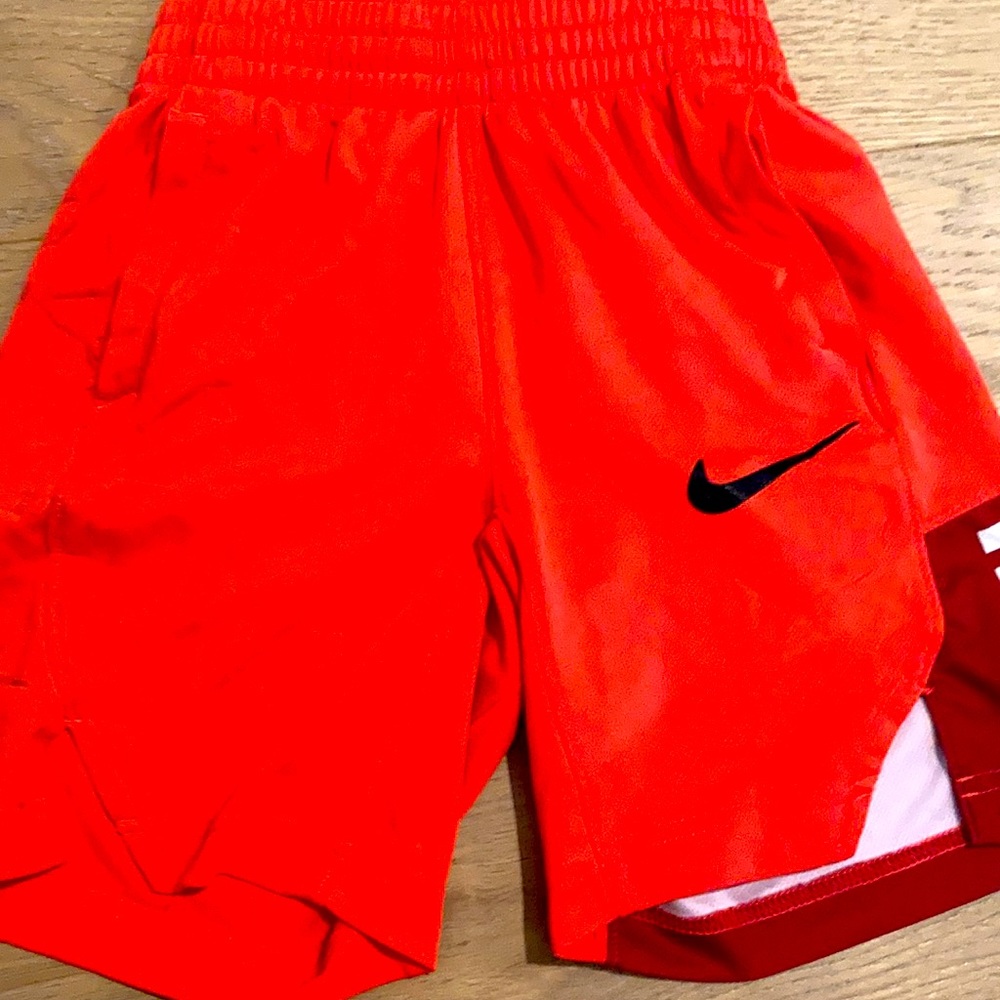 Nike shorts really good and stretch able